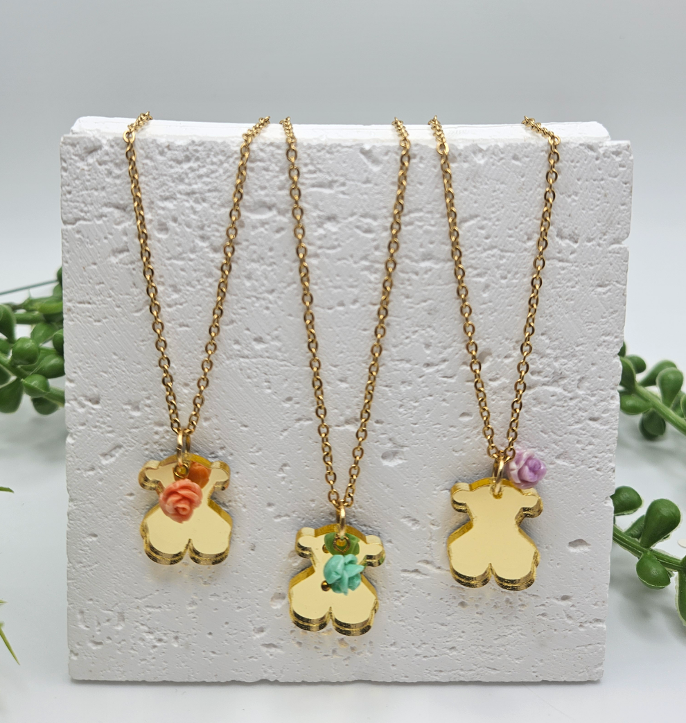Bear with Flower Chain