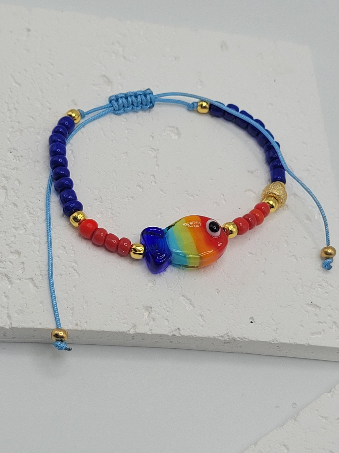 Pulseras hilo pecesitos