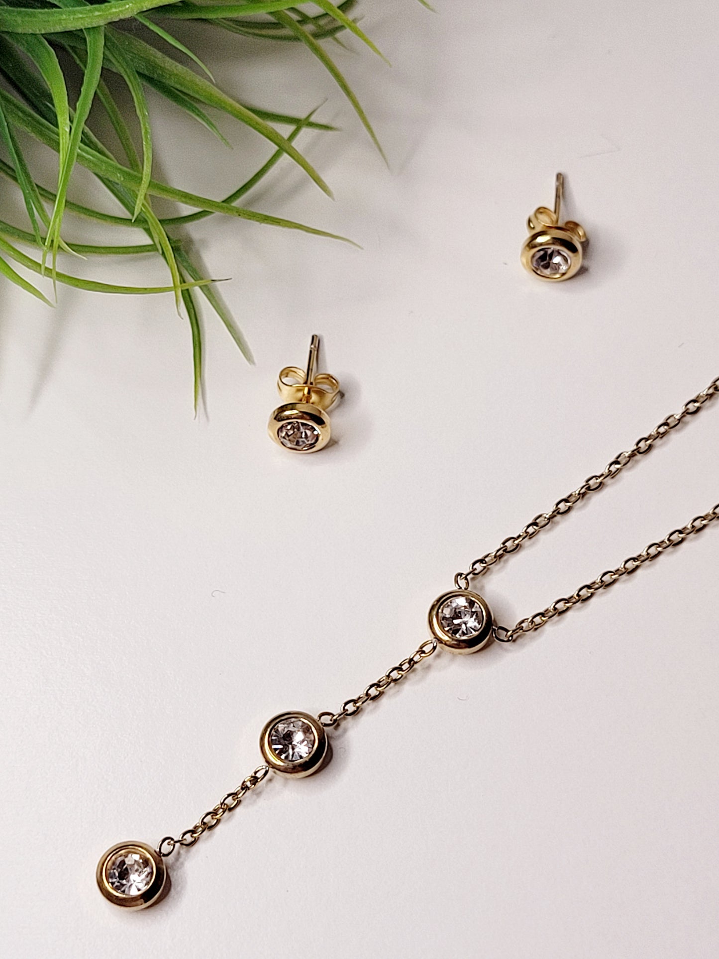 Necklace 040a