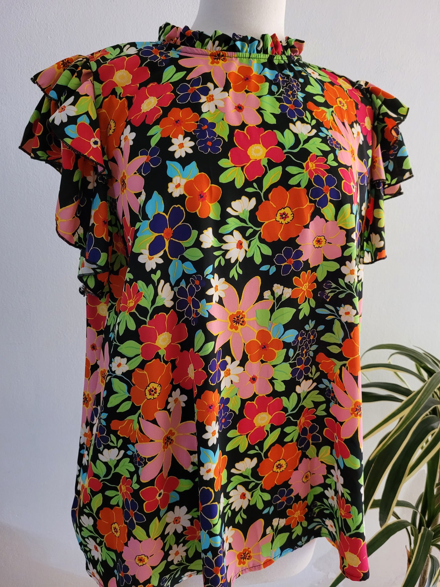 Black Floral Top Plus