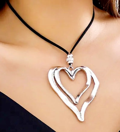 Double heart cord necklace