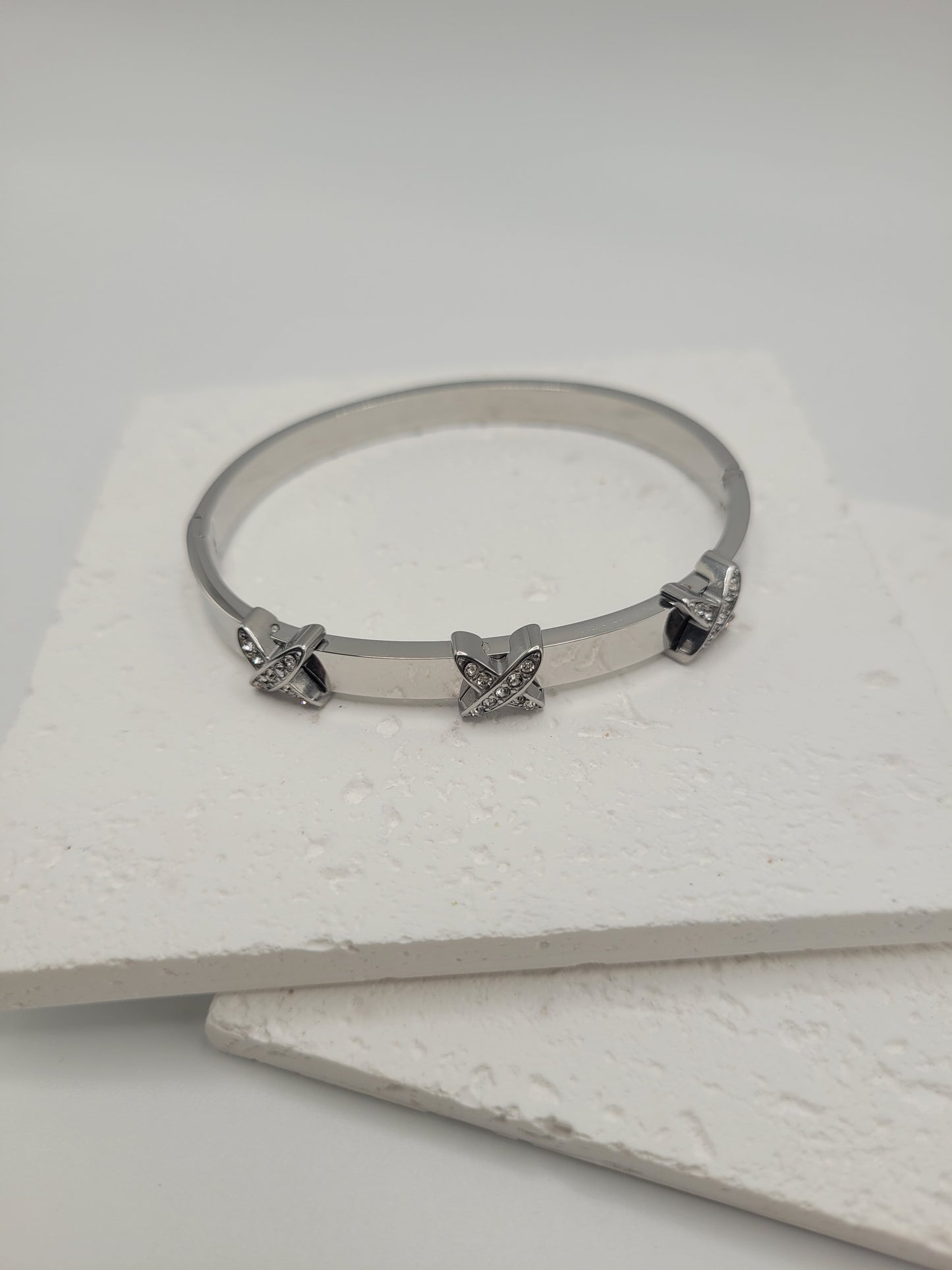 Bangles PY044